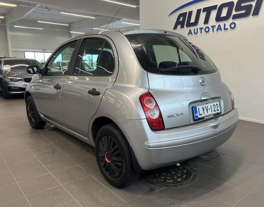 NISSAN Micra 2010