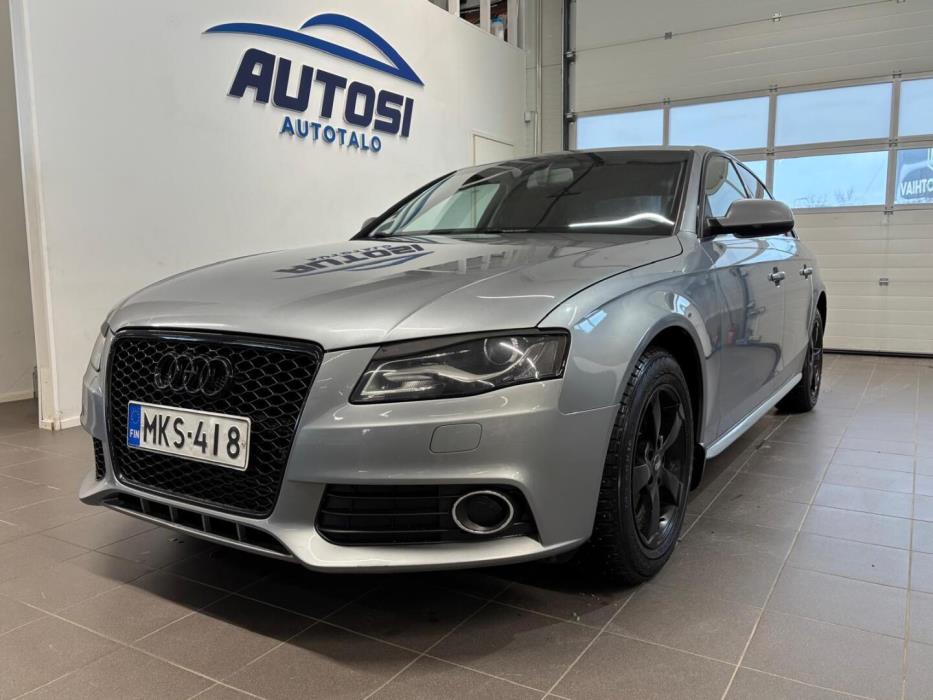 AUDI A4 2011