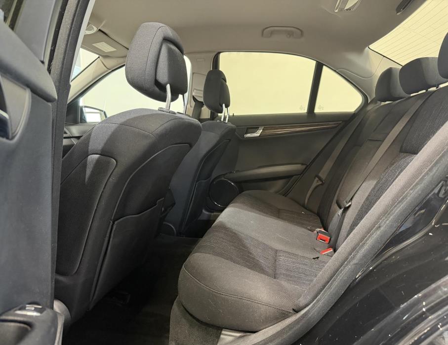 MERCEDES-BENZ C 2010