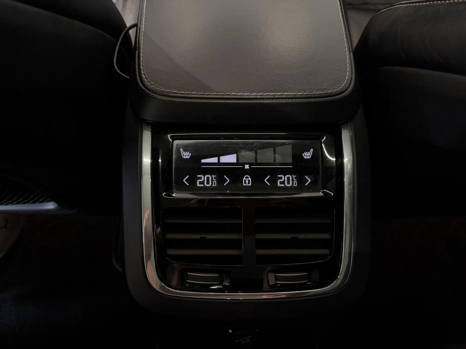 VOLVO XC90 2018
