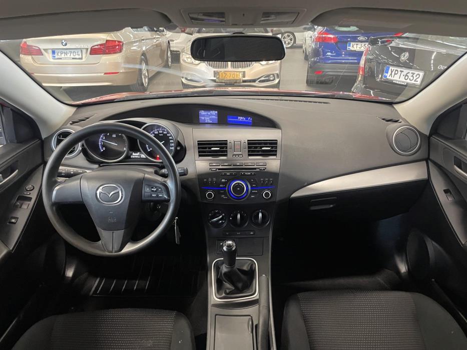 MAZDA 3 2012
