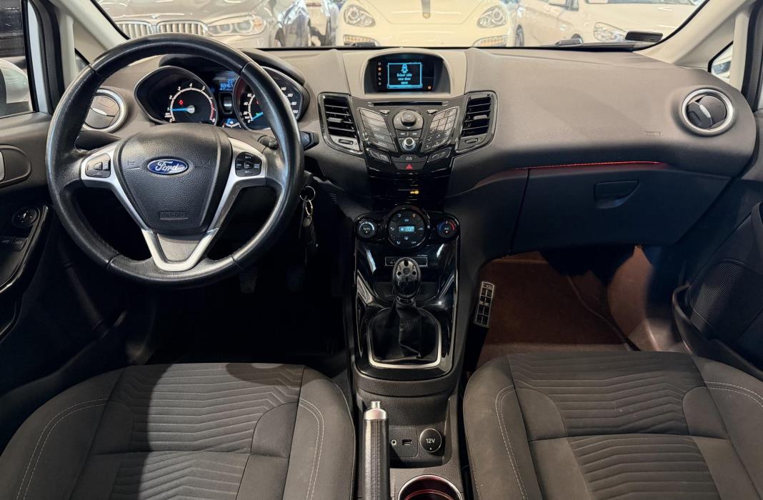FORD Fiesta 2013