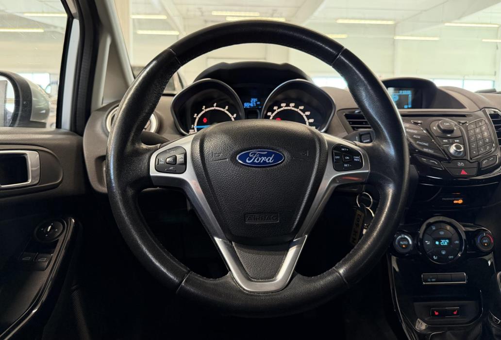 FORD Fiesta 2013