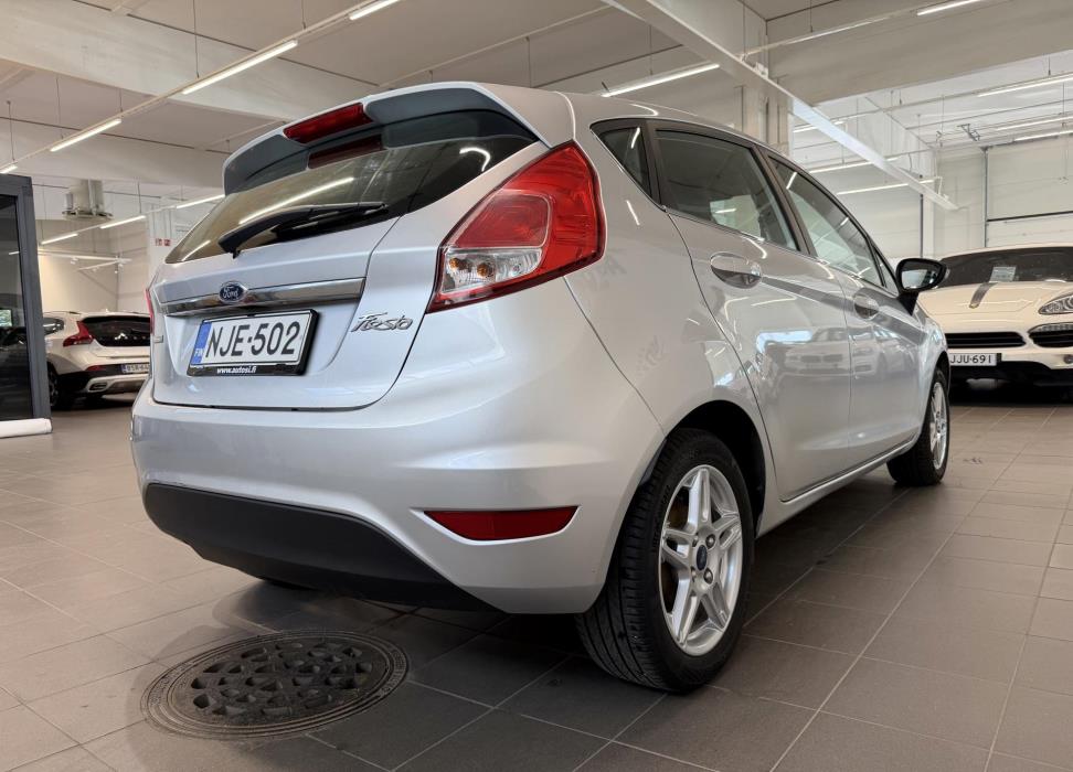 FORD Fiesta 2013