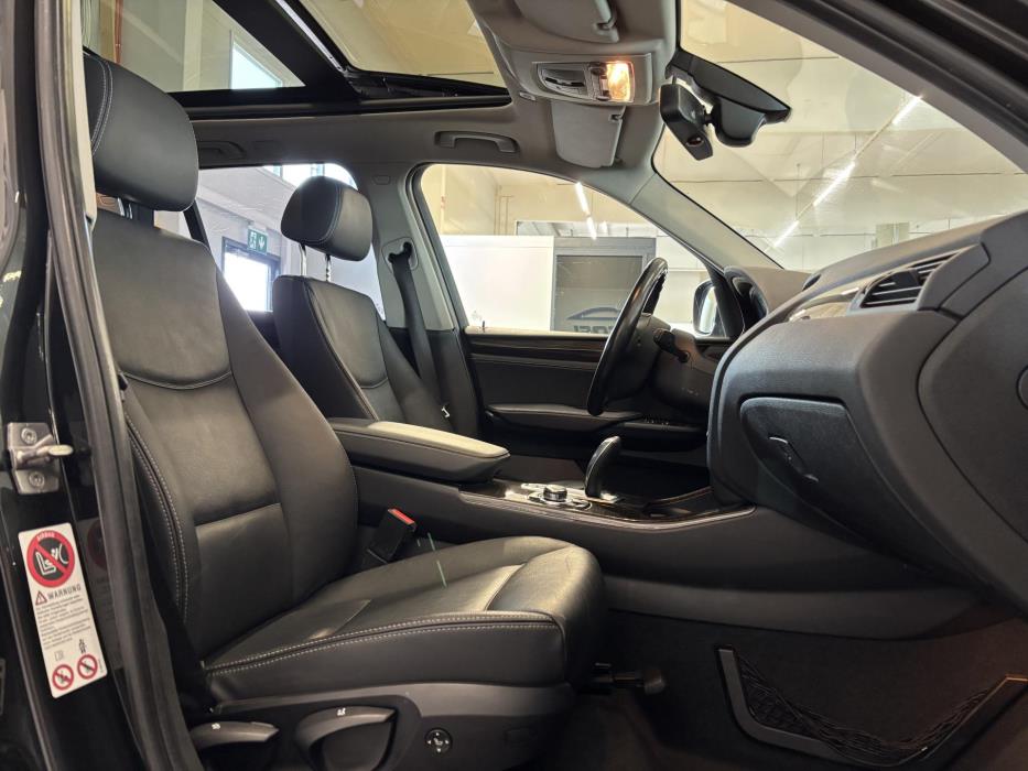 BMW X3 2011