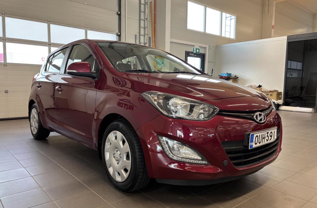 HYUNDAI i20 2014