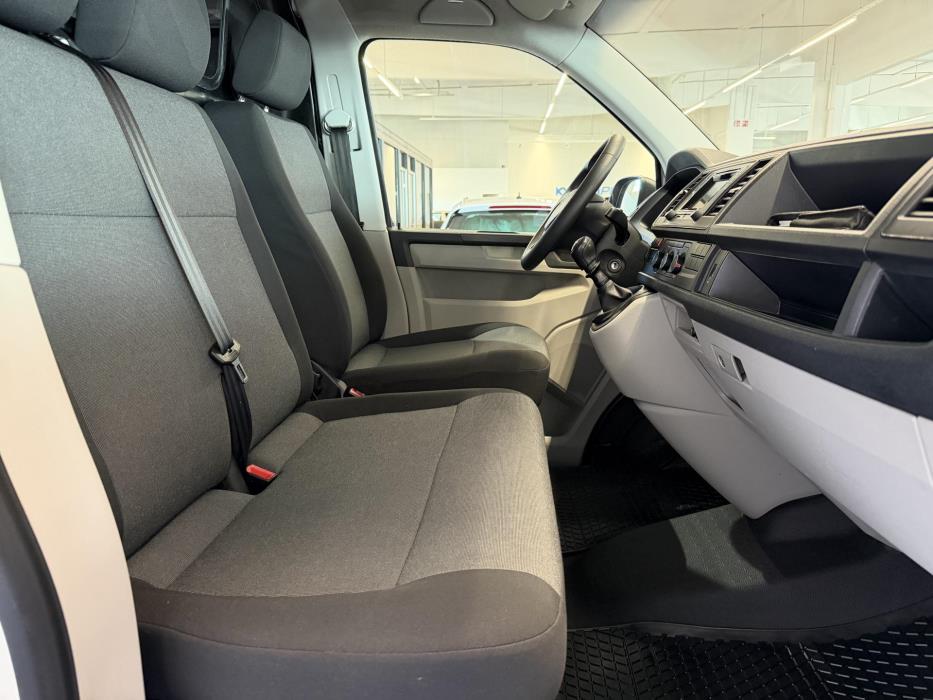VOLKSWAGEN Transporter 2017