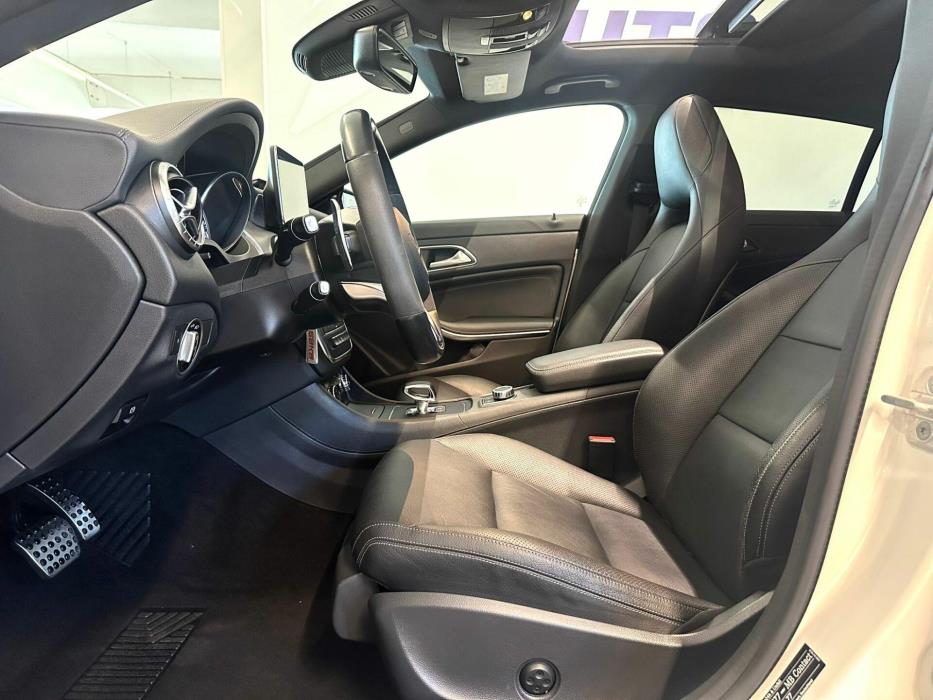 MERCEDES-BENZ CLA 45 AMG 2016