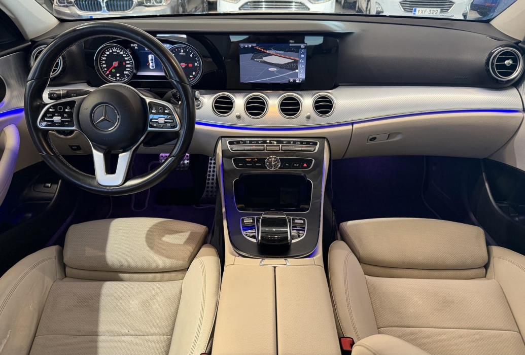 MERCEDES-BENZ E 2020
