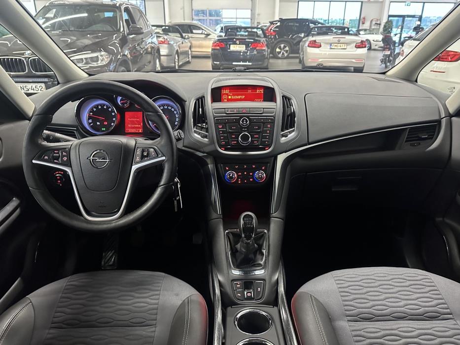 OPEL Zafira Tourer 2012