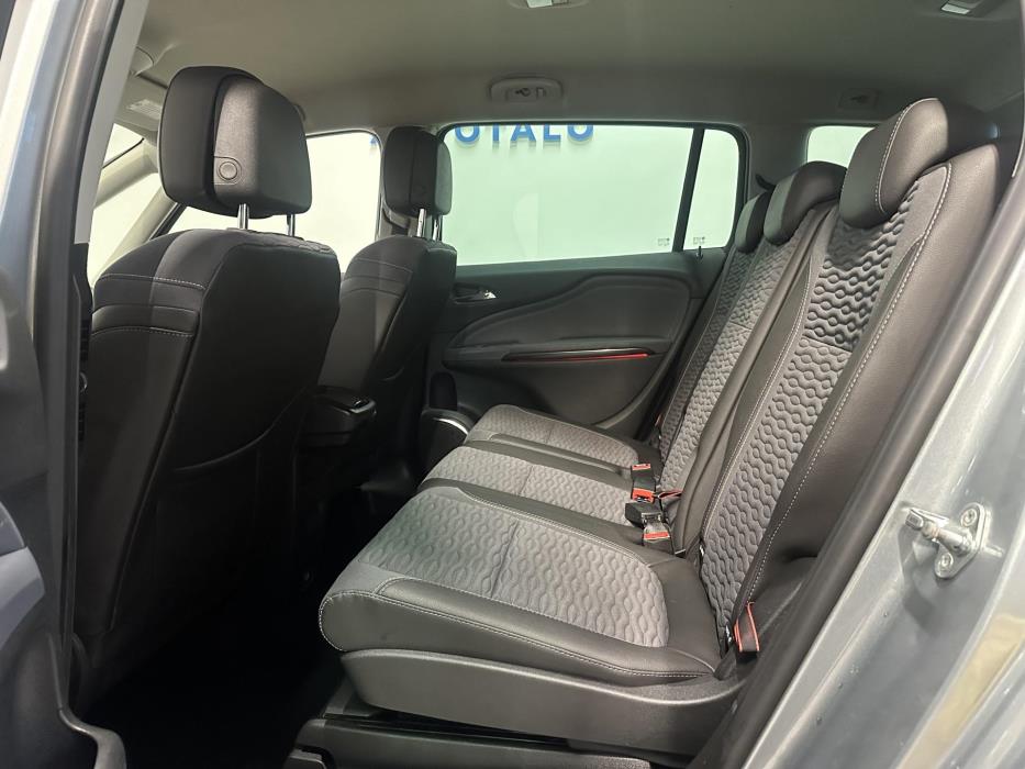 OPEL Zafira Tourer 2012