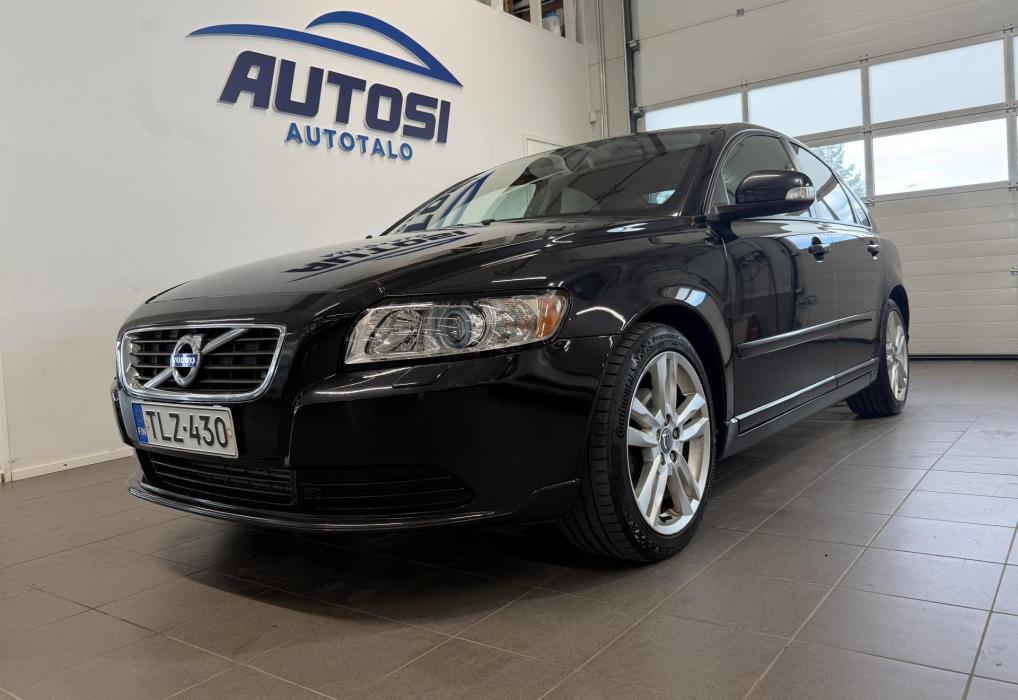 VOLVO S40 2011