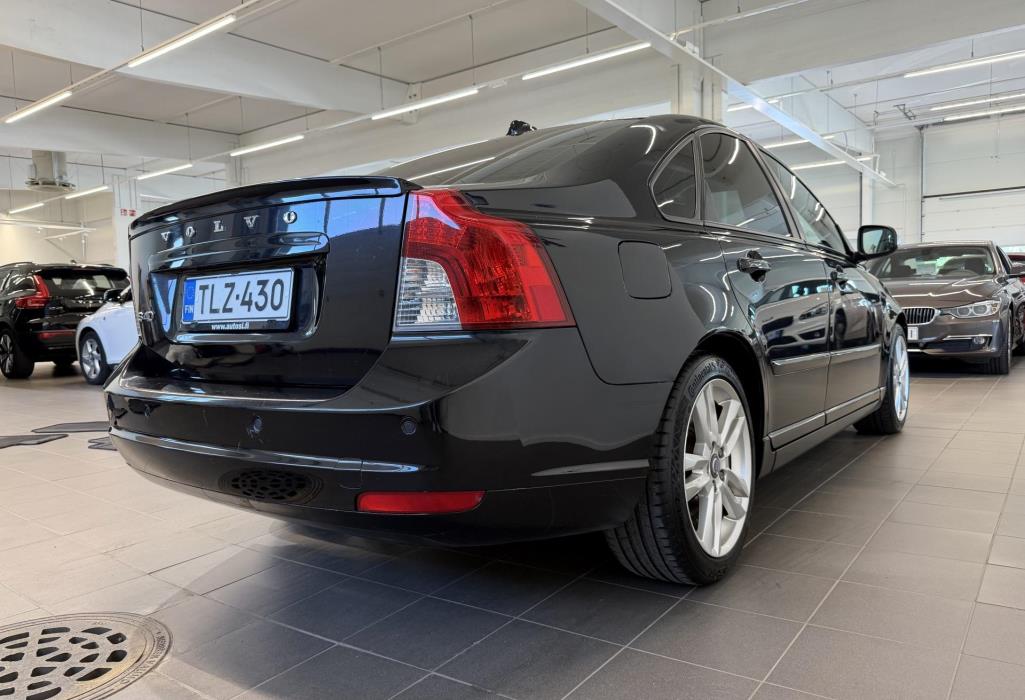 VOLVO S40 2011