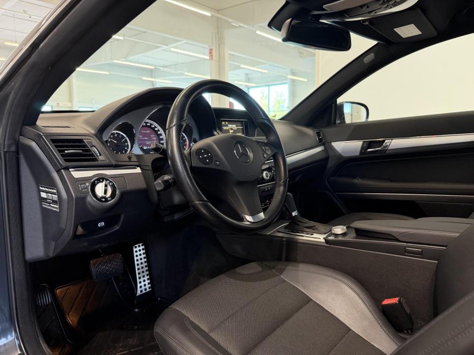 MERCEDES-BENZ E 2010