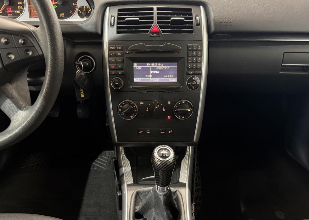 MERCEDES-BENZ B 2010