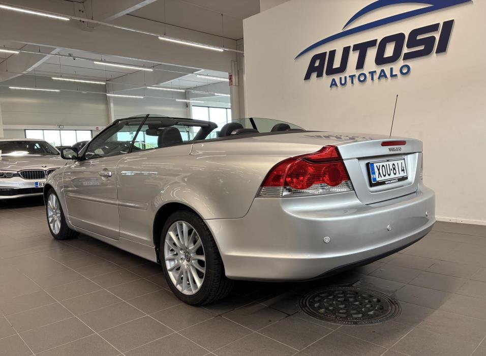VOLVO C70 2006