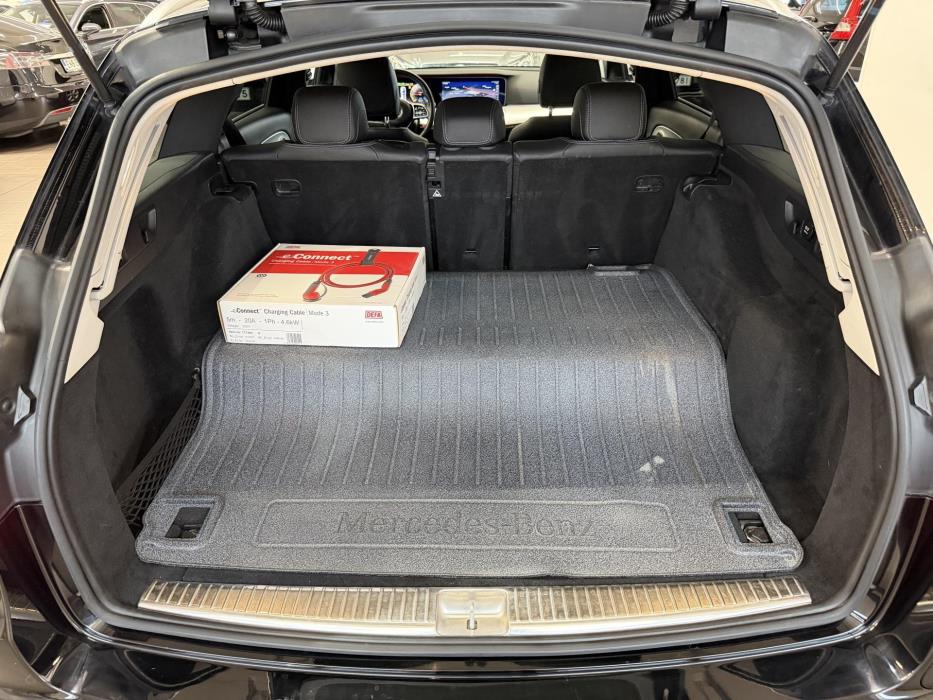 MERCEDES-BENZ E 2019