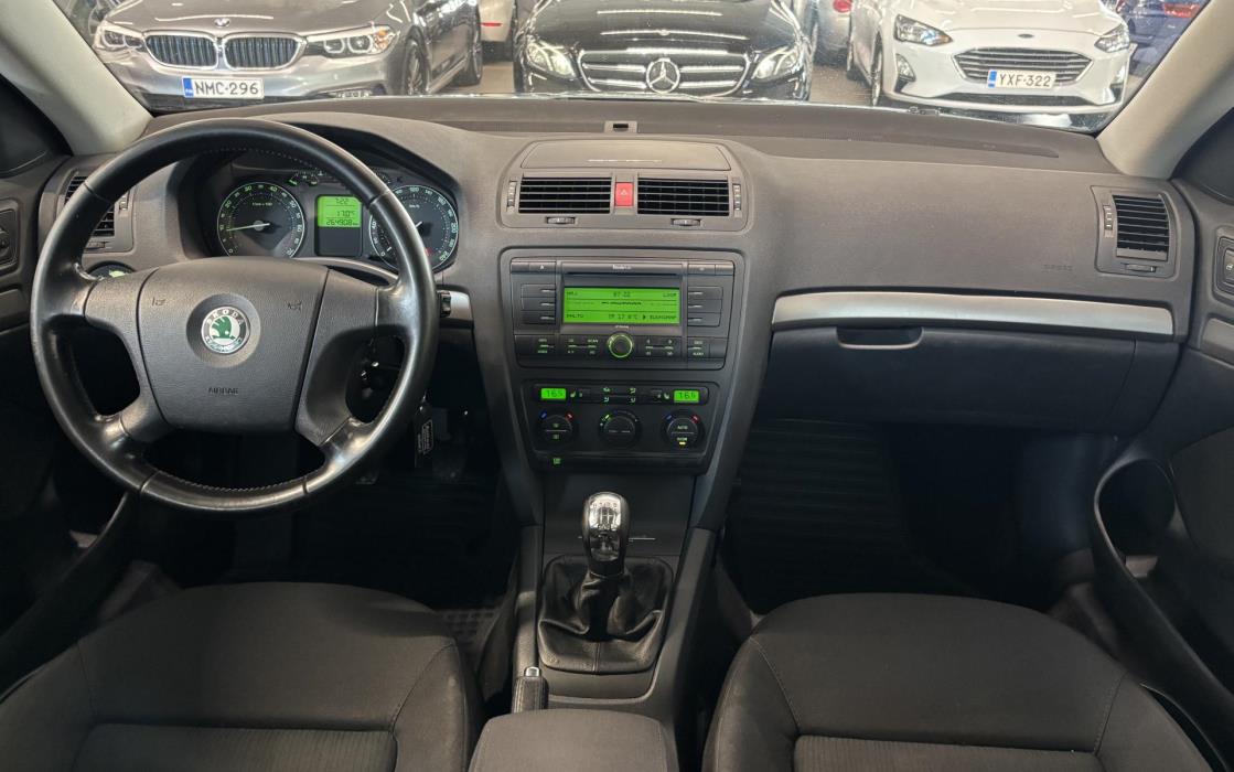 SKODA Octavia 2005