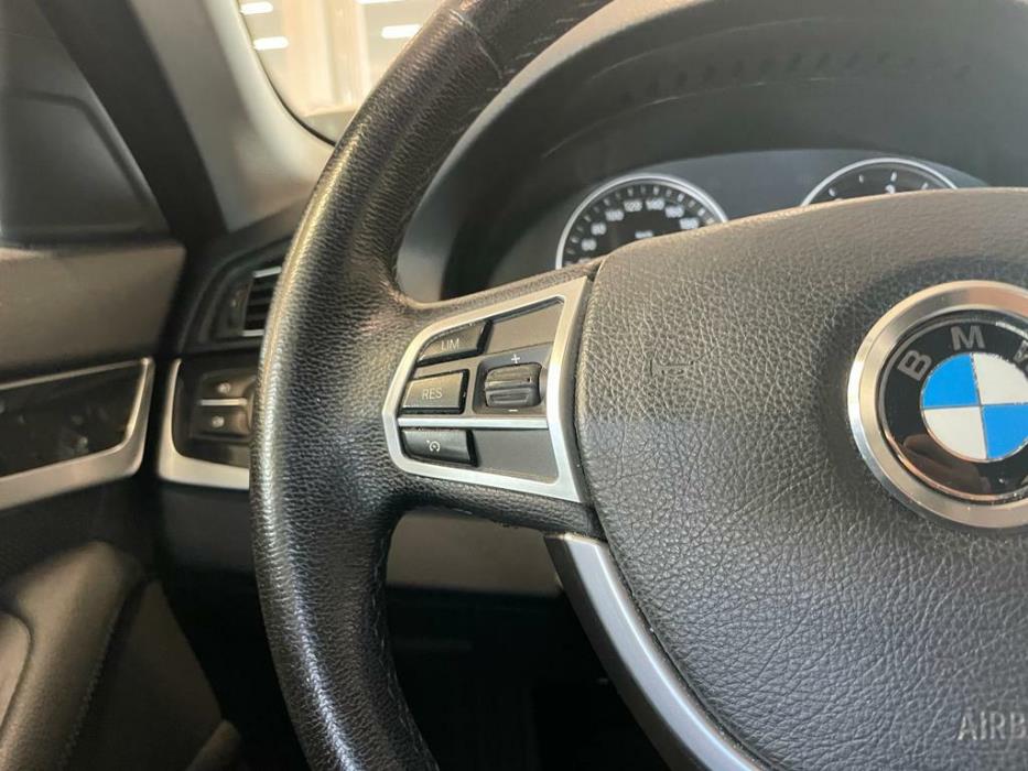 BMW 520 2011