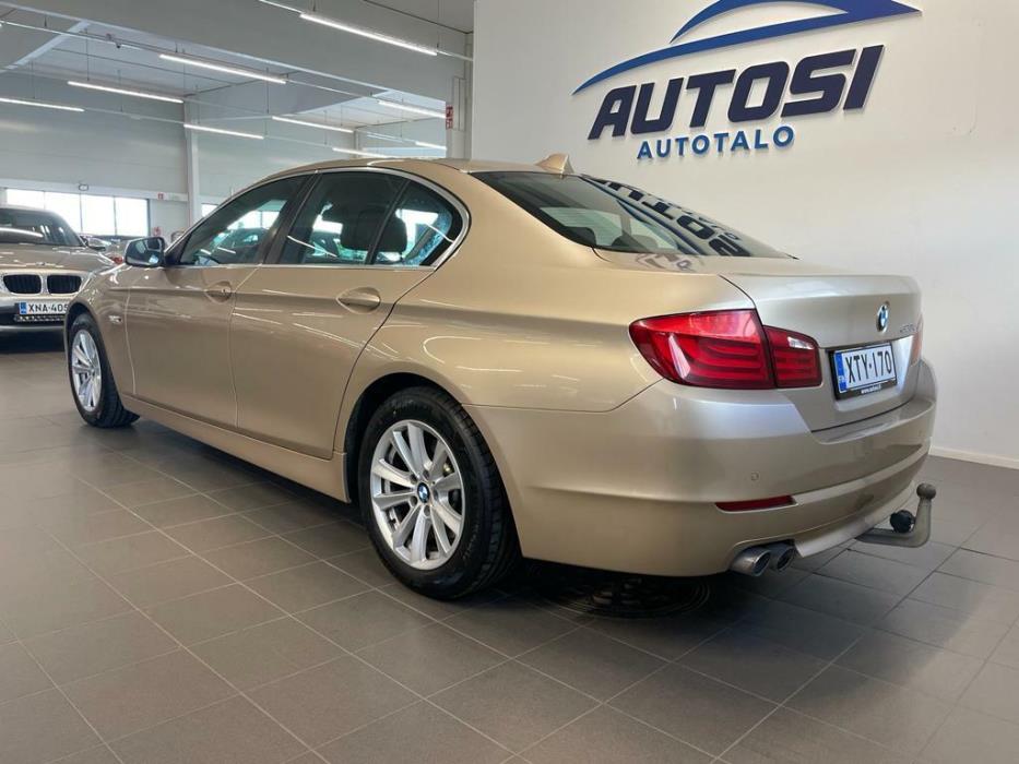 BMW 520 2011