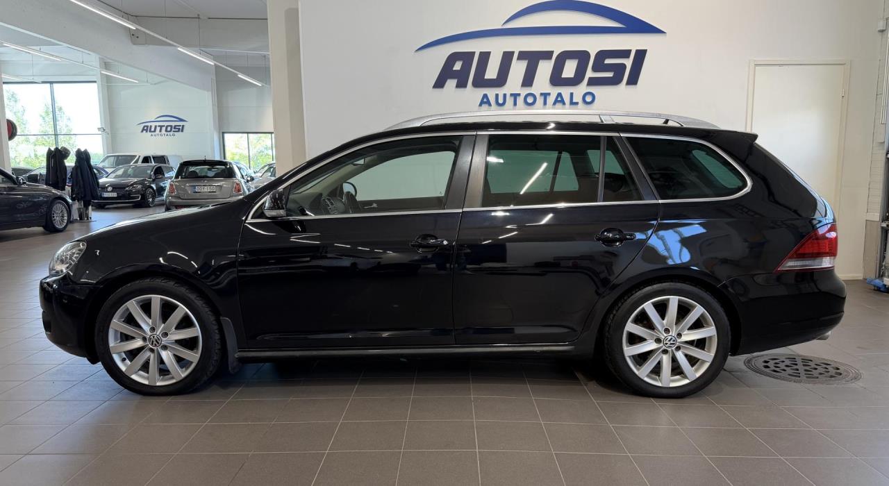 VOLKSWAGEN Golf 2011