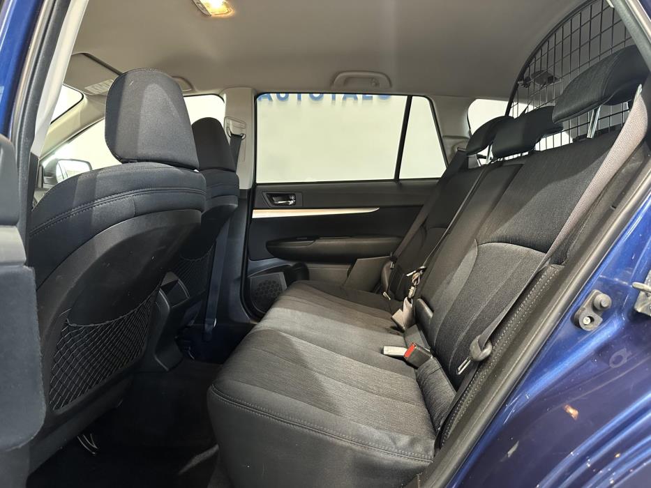 SUBARU Legacy 2011