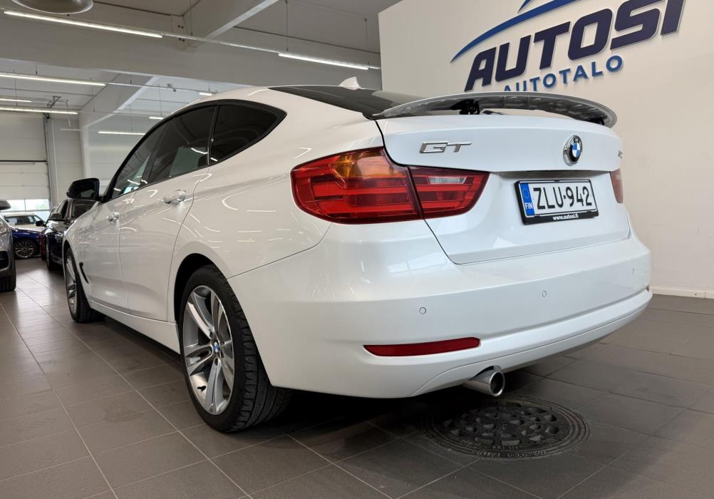 BMW 320 Gran Turismo 2014
