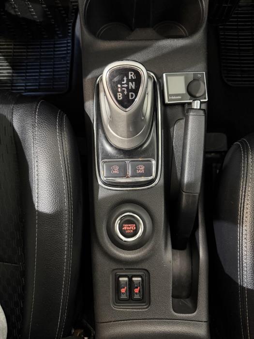 MITSUBISHI Outlander PHEV 2015