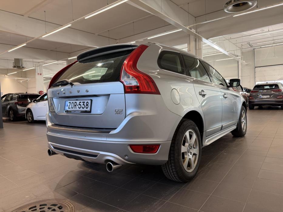 VOLVO XC60 2012