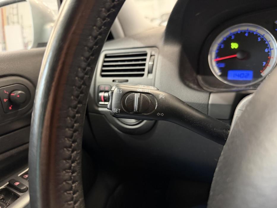 VOLKSWAGEN Golf 2006