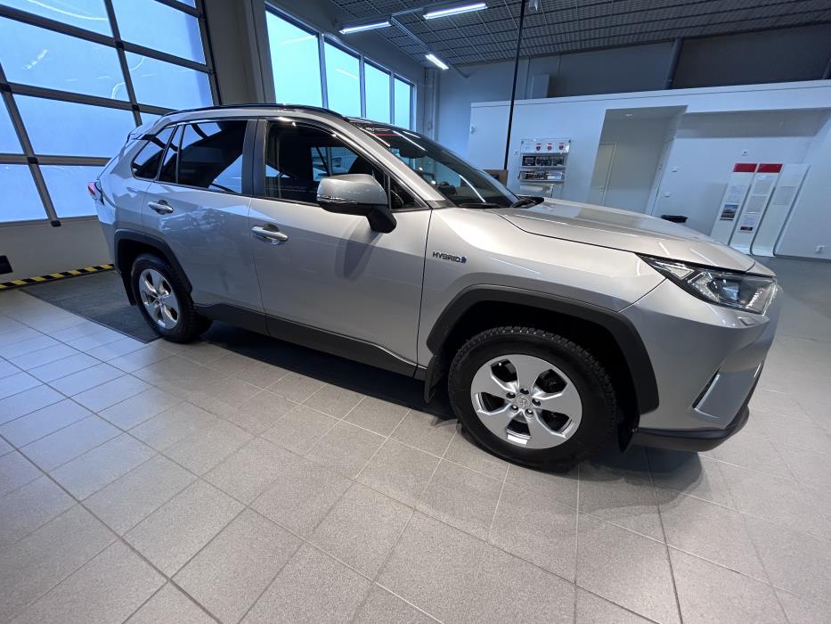 TOYOTA RAV4 2019