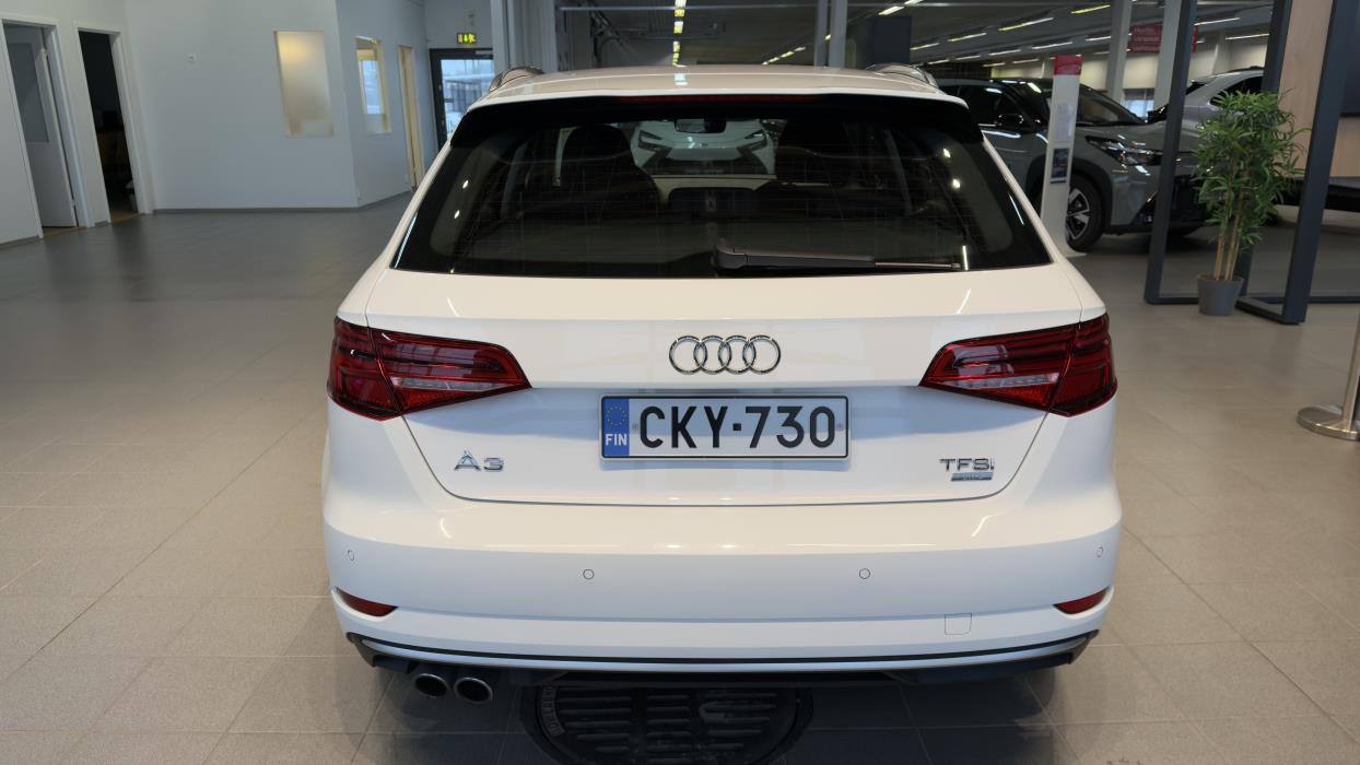 AUDI A3 2016