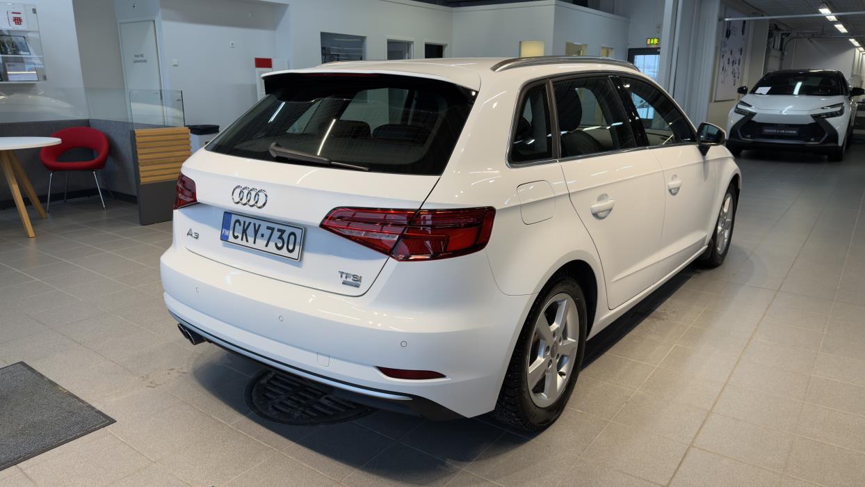 AUDI A3 2016