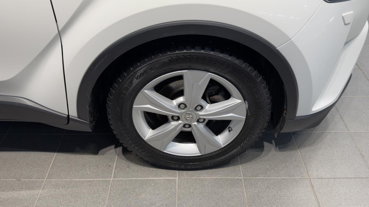 TOYOTA C-HR 2019