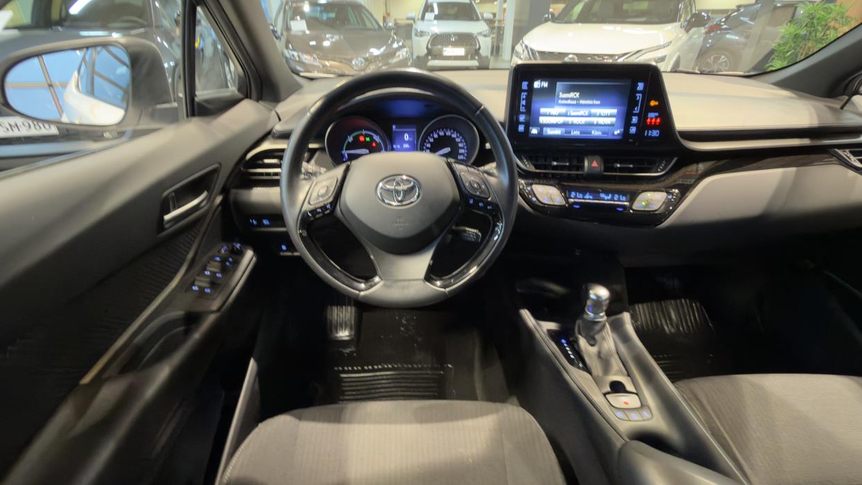TOYOTA C-HR 2019