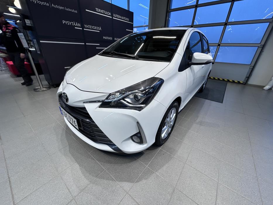 TOYOTA YARIS 2019