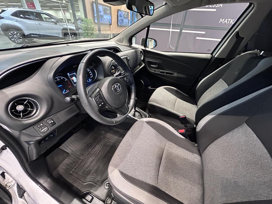 TOYOTA YARIS 2019
