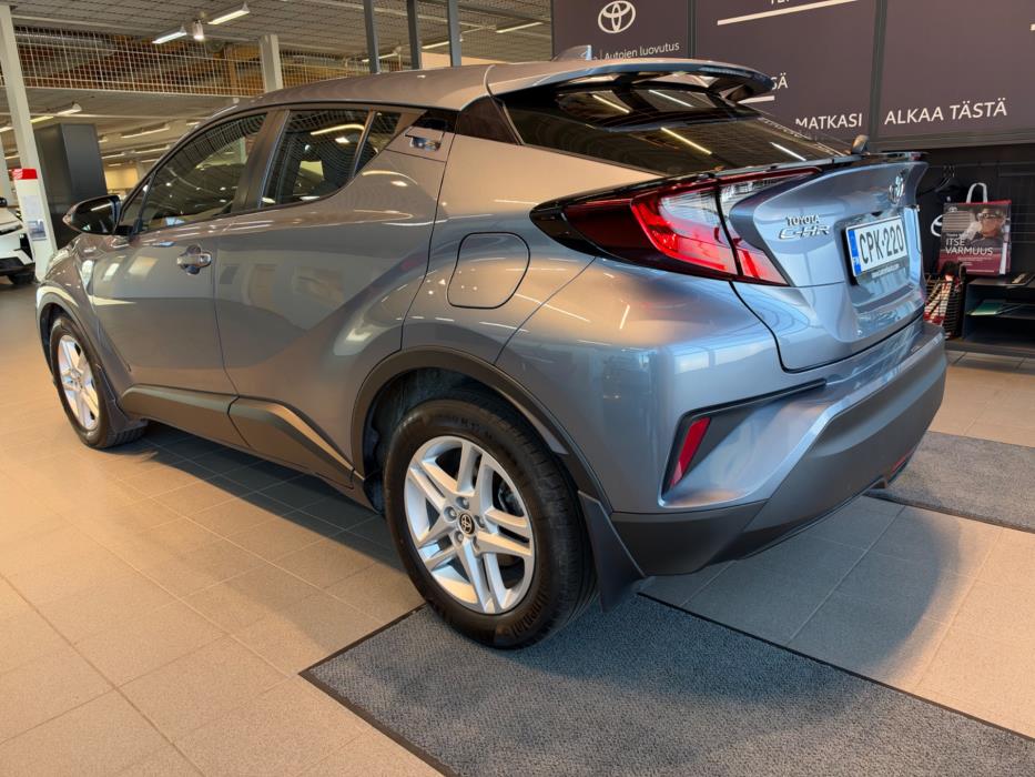 TOYOTA C-HR 2021