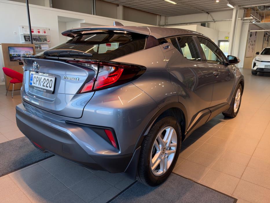 TOYOTA C-HR 2021
