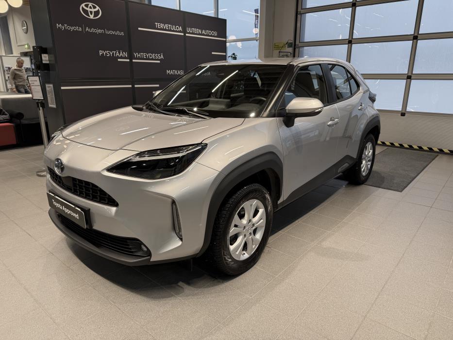 TOYOTA Yaris Cross 2022