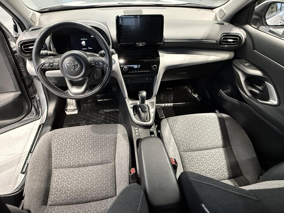 TOYOTA Yaris Cross 2022