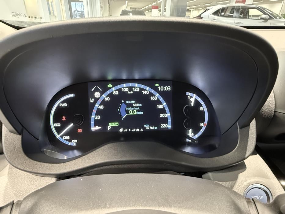 TOYOTA Yaris Cross 2022