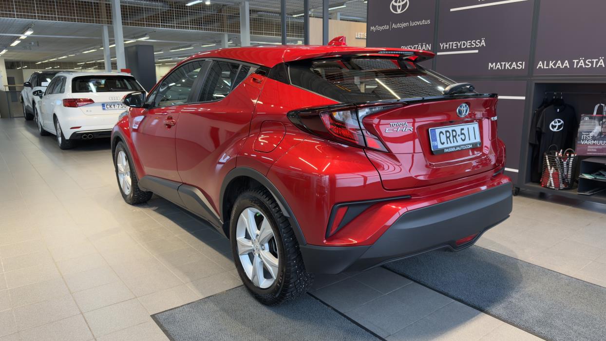 TOYOTA C-HR 2023