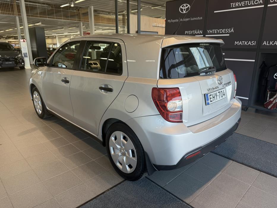 TOYOTA Urban Cruiser 2009