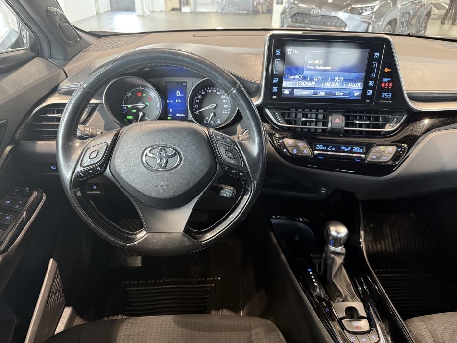 TOYOTA C-HR 2019