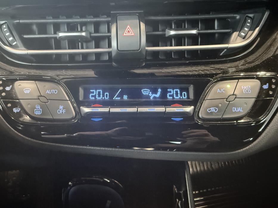 TOYOTA C-HR 2019