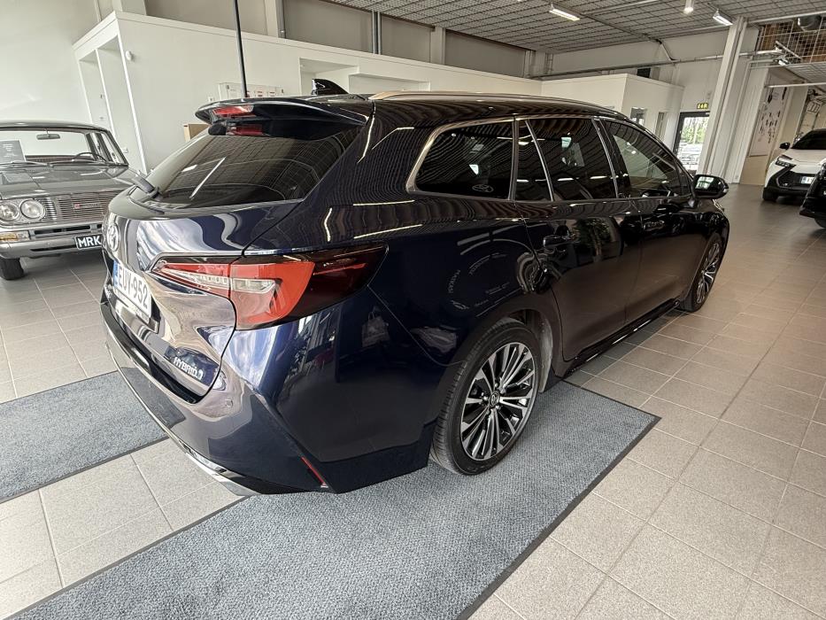 TOYOTA COROLLA 2023