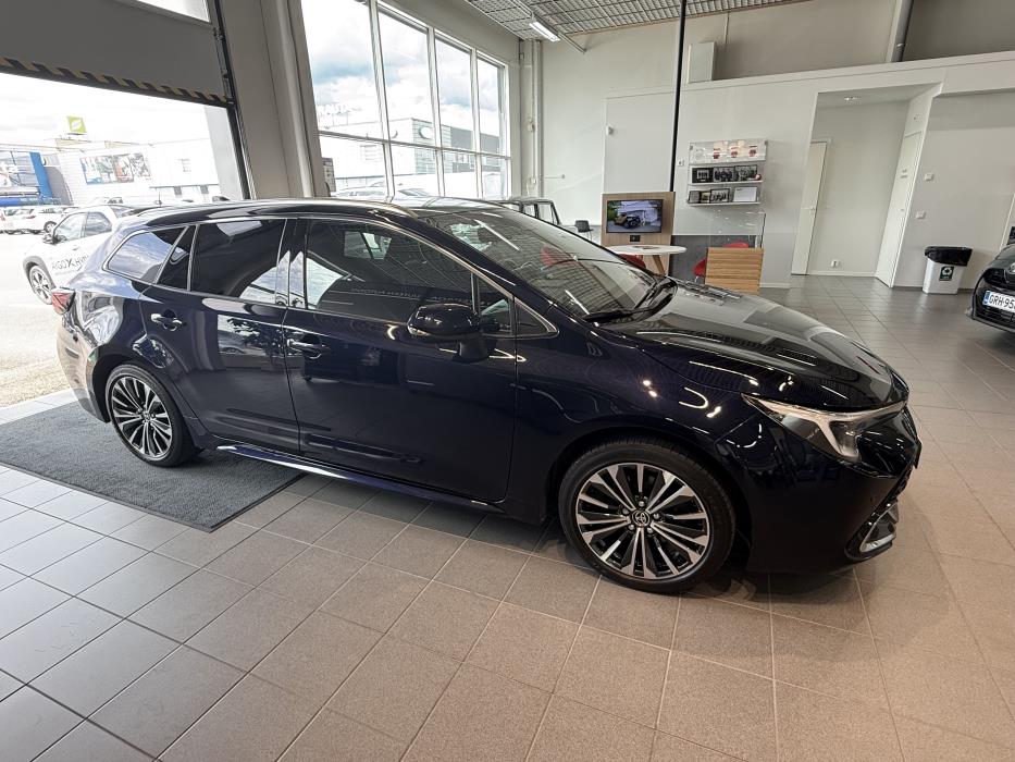 TOYOTA COROLLA 2023