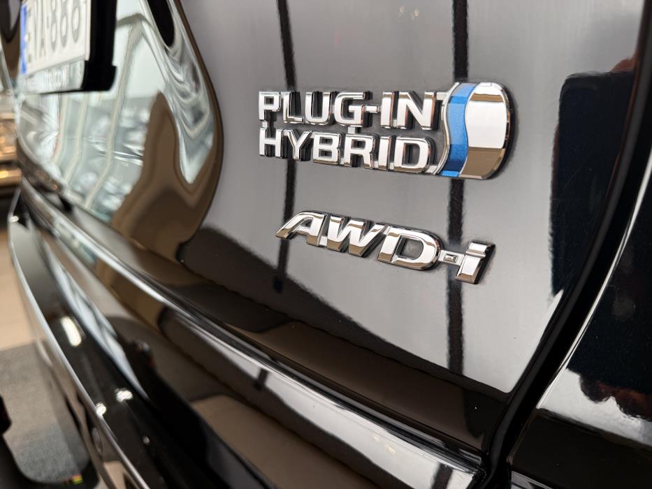 TOYOTA RAV4 Plug-in 2024