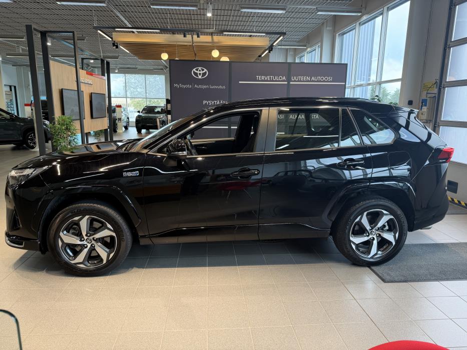 TOYOTA RAV4 Plug-in 2024